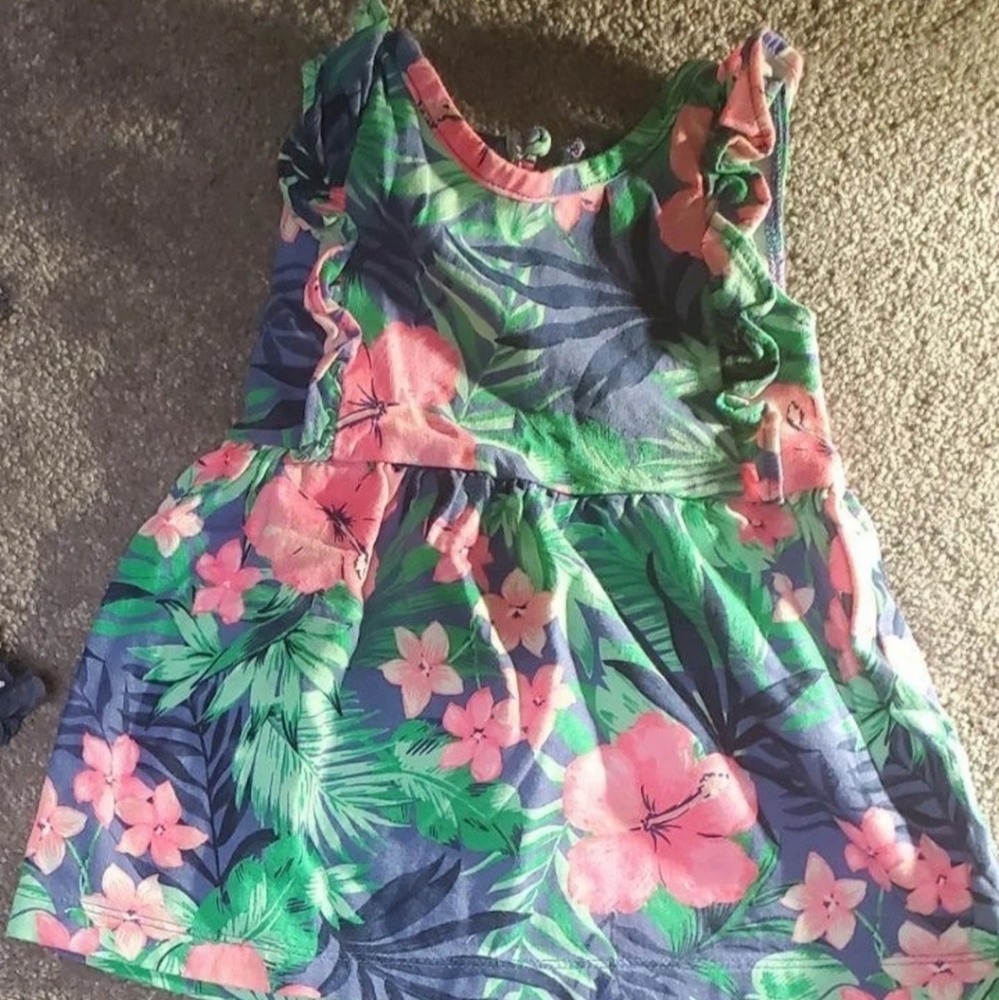 🌵baby clothes dress size 6 months